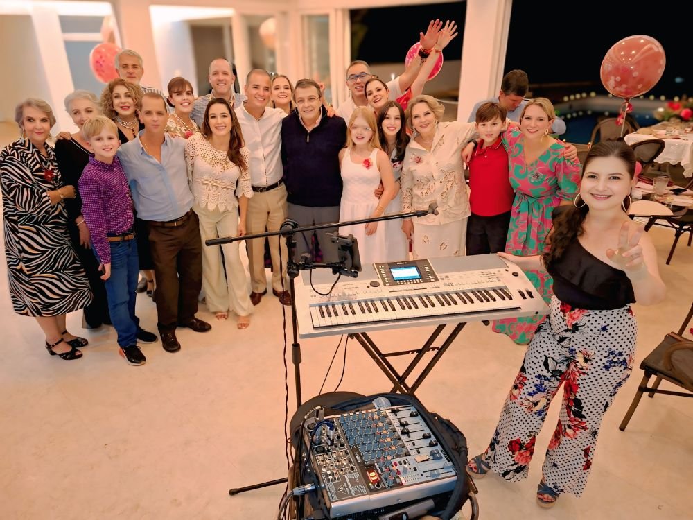 Foto adicional 1 de Grupo Musical Prisma